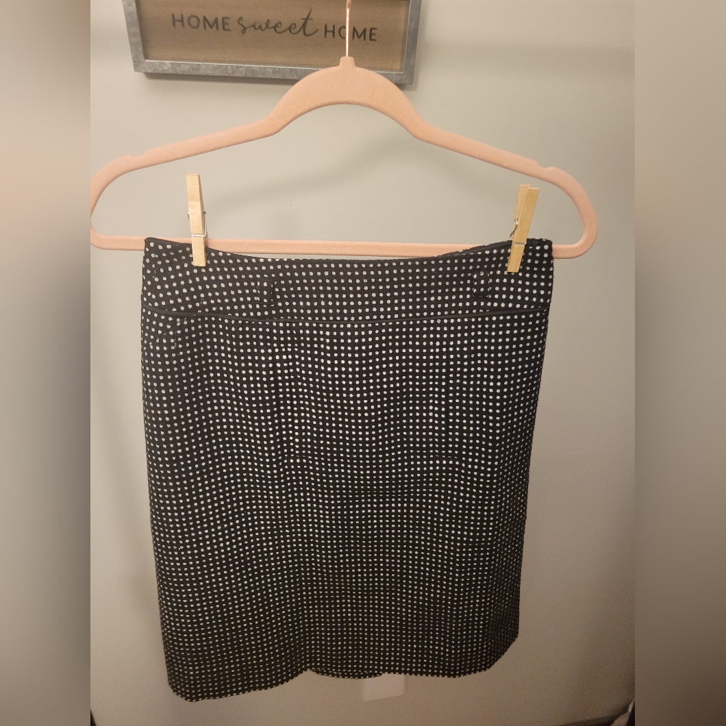 Ann Taylor 0 Petite Black/White Mini Dot Skirt